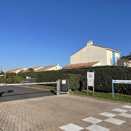 Tatil Evi Maison A : 2 Ch, 4 Pers, Piscine Securisee - Fr-1-224a-39 *